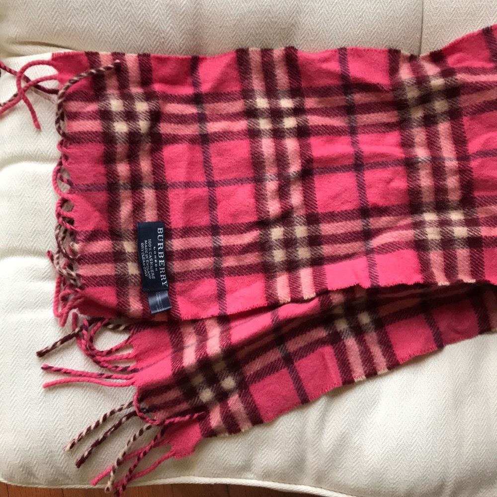 Burberry Cashmere pink classic check scarf